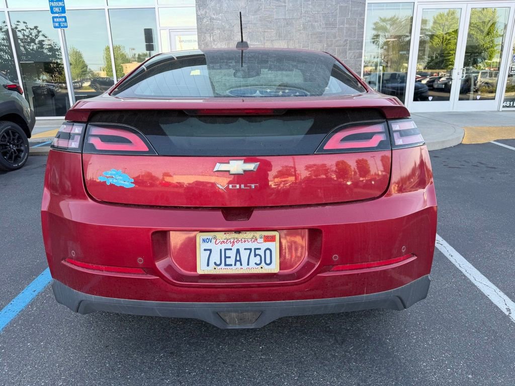 Used 2015 Chevrolet Volt Premium w/ Premium Trim Package FWD image 5