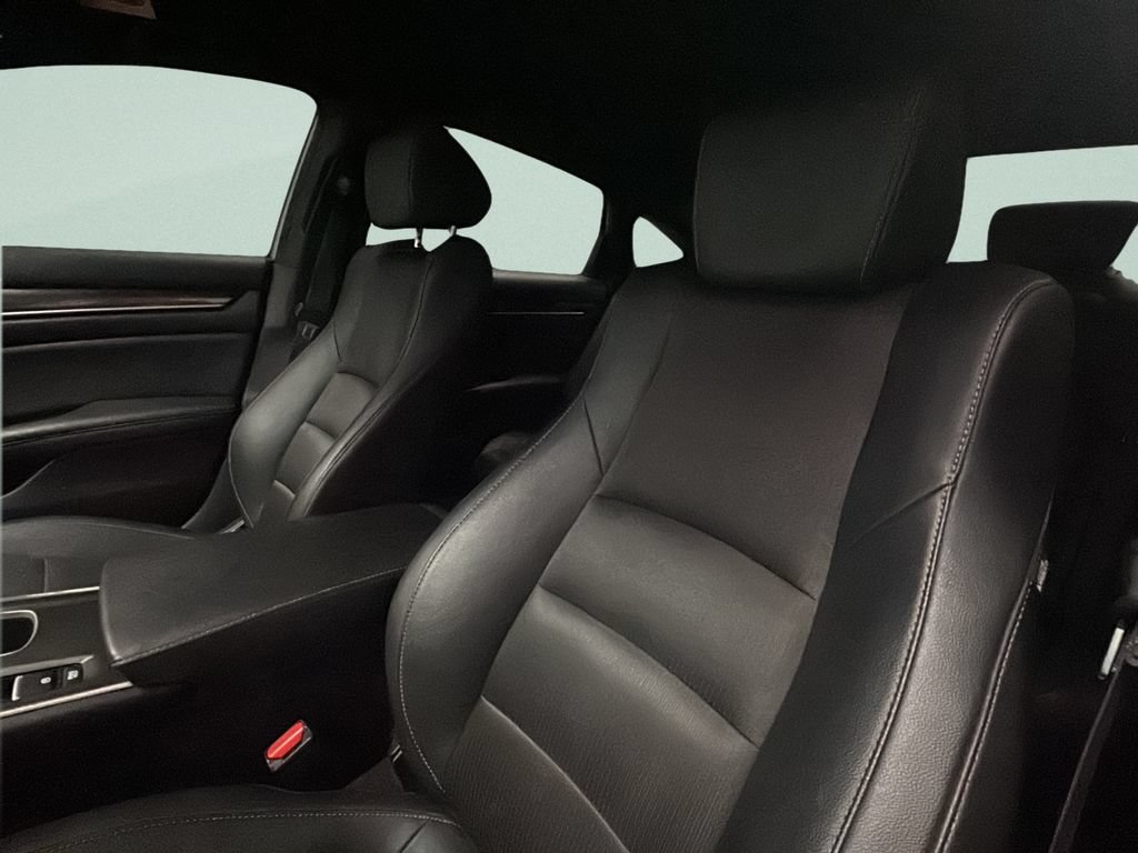 Used 2019 Honda Accord Sport image 10