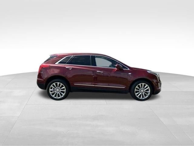 Used 2017 Cadillac XT5 Platinum AWD/4WD image 8