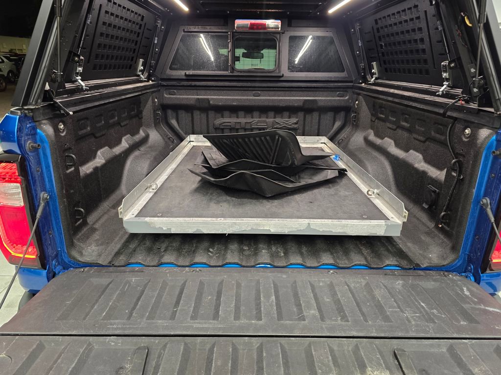 Used 2024 GMC Canyon AT4X AWD/4WD image 6