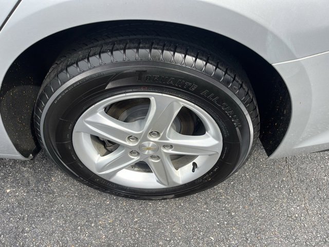 Used 2022 Chevrolet Malibu LS w/ Driver Confidence Package II image 31