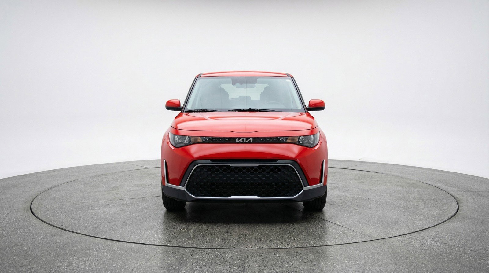 Used 2025 Kia Soul LX w/ LX Technology Package image 2