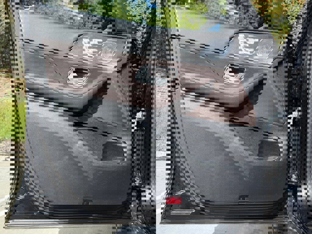 Used 2021 Mercedes-Benz GLE 350 image 21