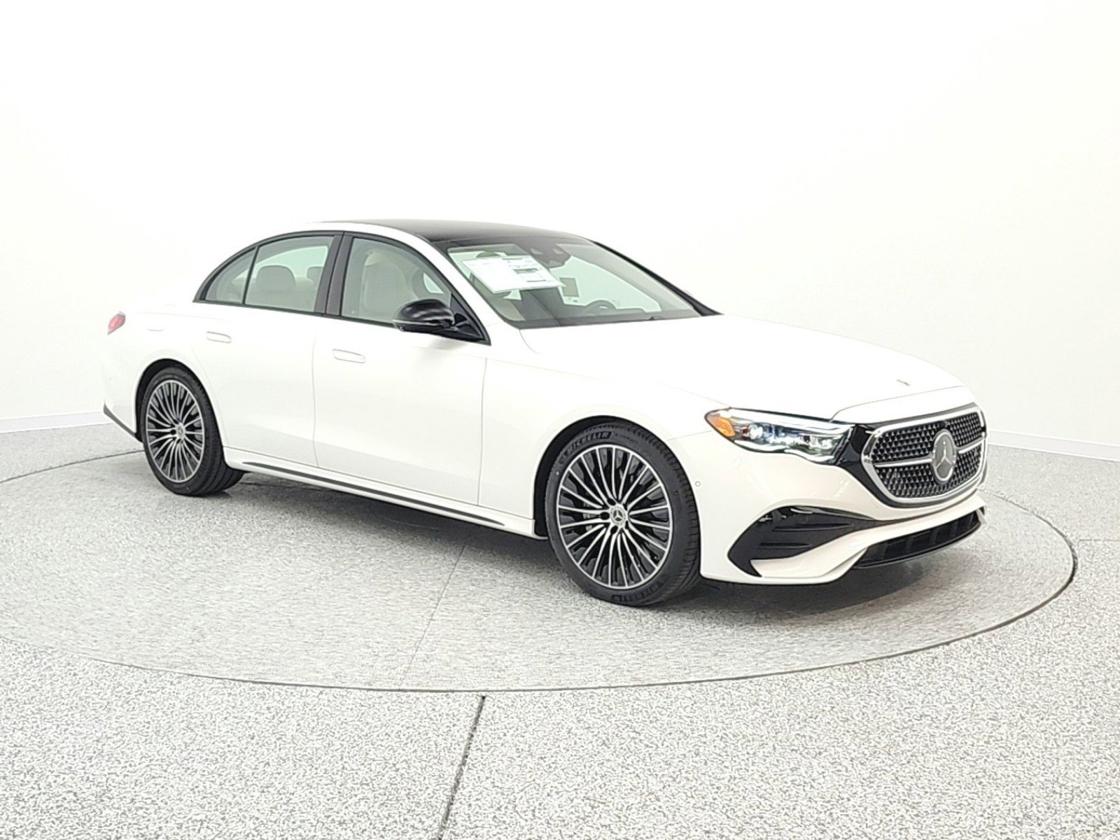 New 2026 Mercedes-Benz E 450 4MATIC Sedan image 3