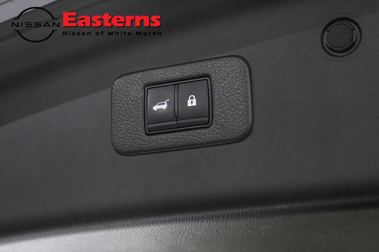 Used 2023 Nissan Armada Platinum w/ Captain's Chairs Package image 23