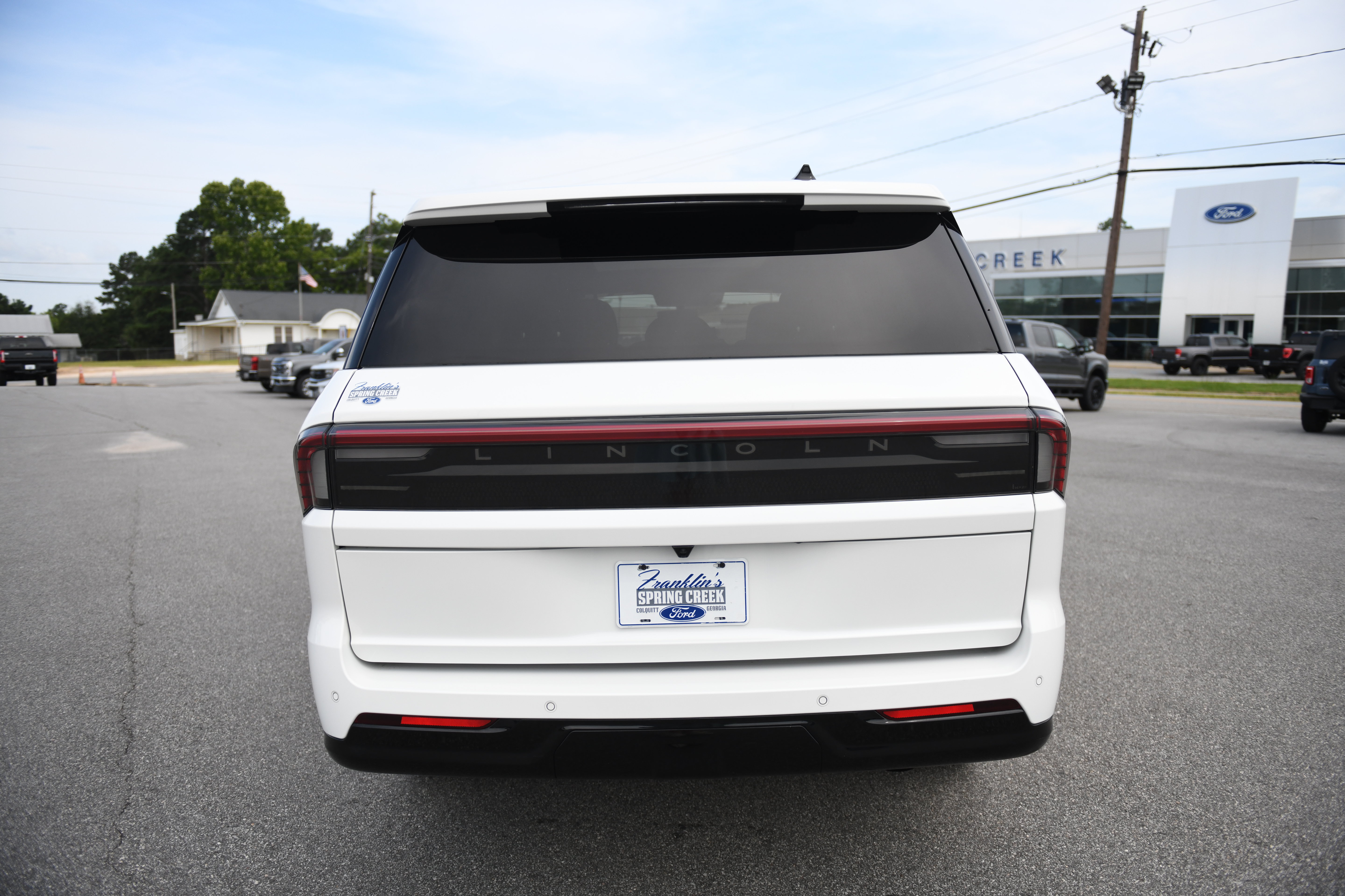 Used 2025 Lincoln Navigator Reserve AWD/4WD image 9