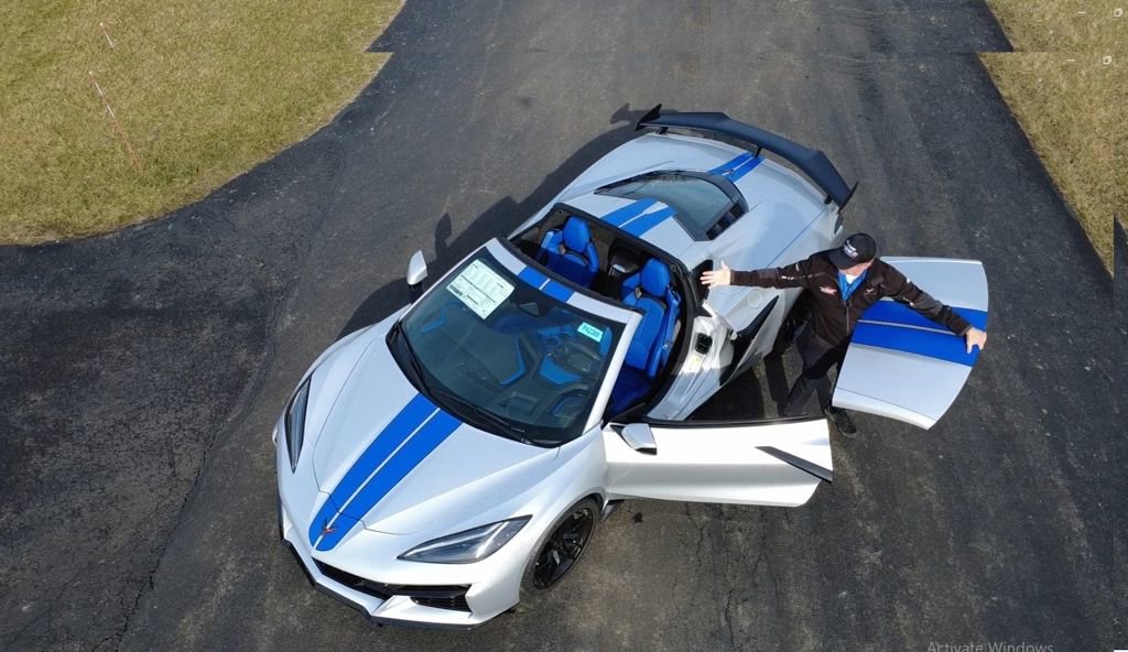 New 2026 Chevrolet Corvette Z06 w/ Stealth Interior Trim Package video 2