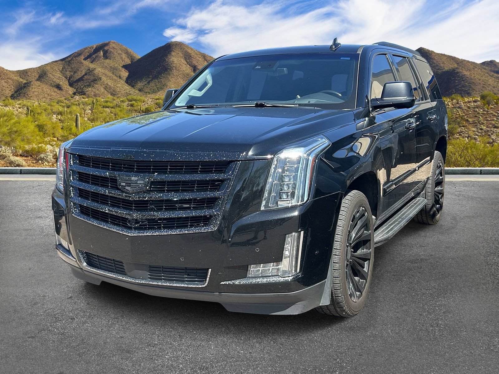 Used 2018 Cadillac Escalade Premium Luxury RWD image 2