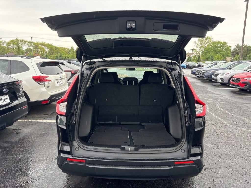 Used 2025 Honda CR-V LX image 8