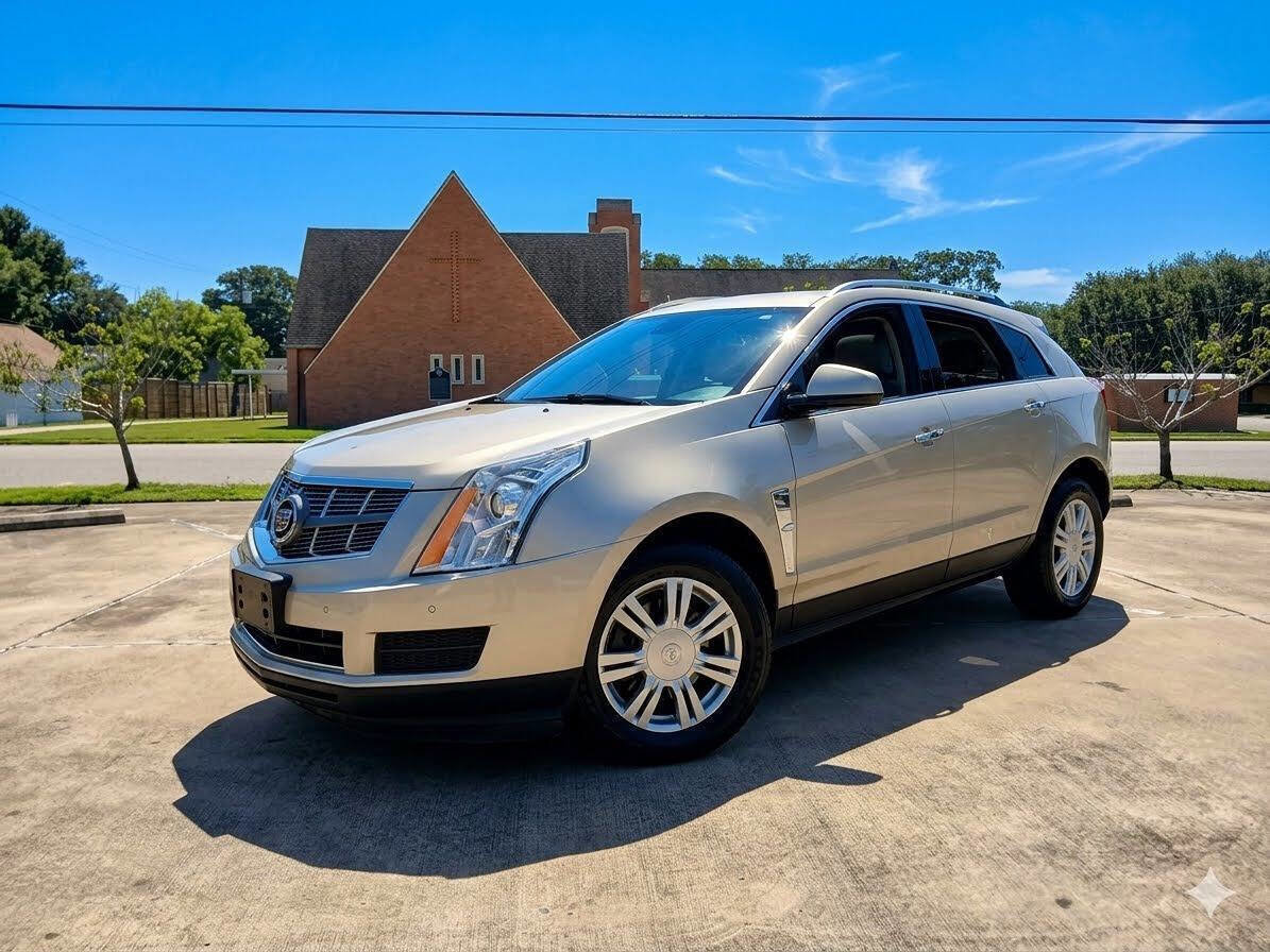 Used 2010 Cadillac SRX Luxury FWD image 2