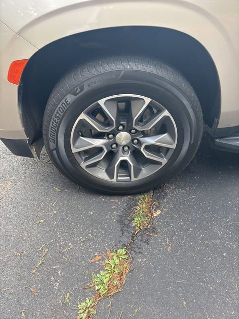 Used 2021 Chevrolet Tahoe LT w/ LT Signature Package image 32