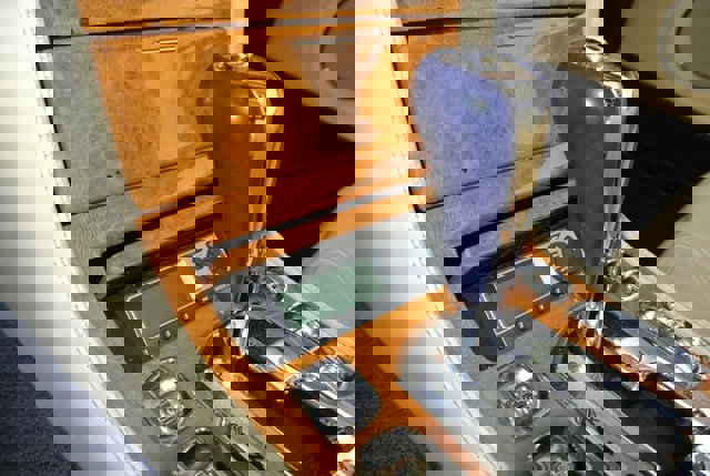 Used 2009 Bentley Azure image 19