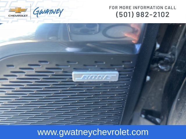 Used 2025 GMC Acadia Elevation FWD image 19