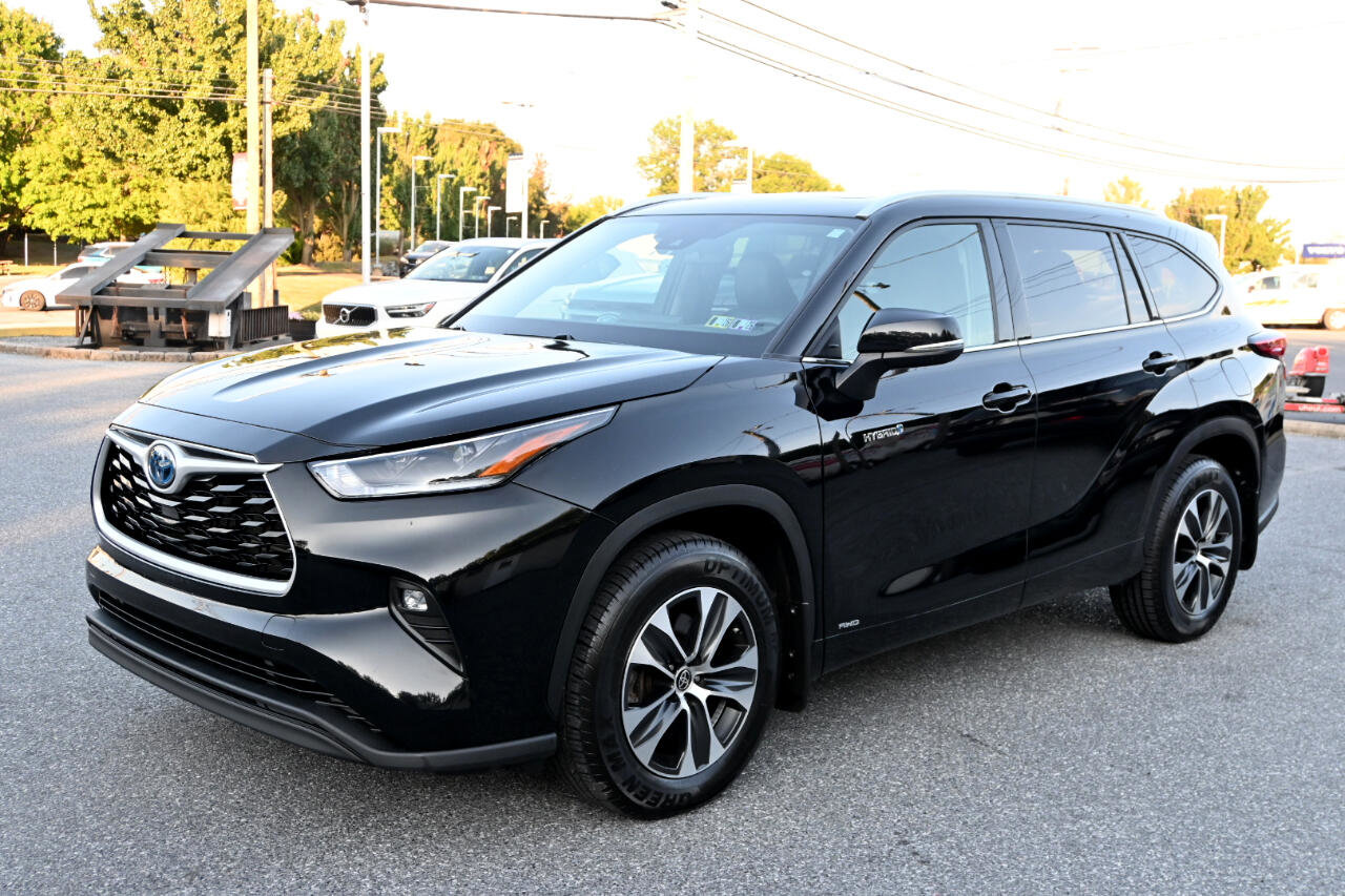 Used 2021 Toyota Highlander XLE image 7
