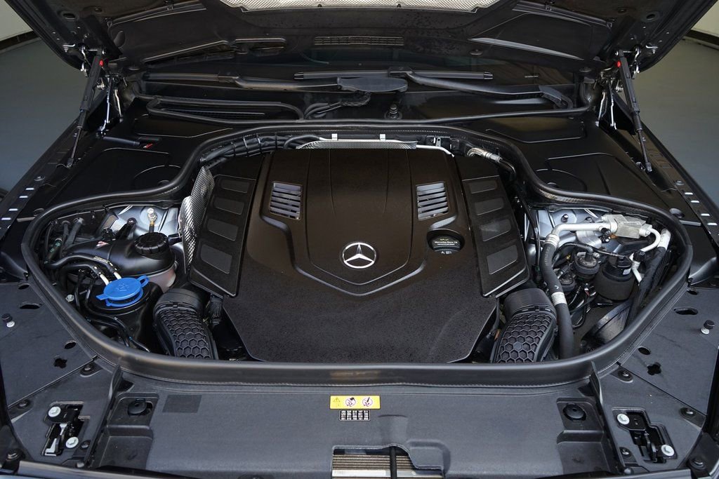 Used 2019 Mercedes-Benz Maybach S 560 4MATIC image 33