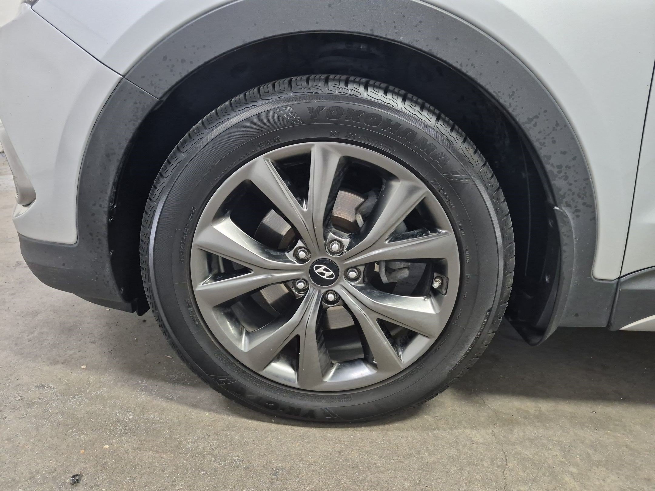 Used 2017 Hyundai Santa Fe Sport w/ Cargo Package FWD image 14