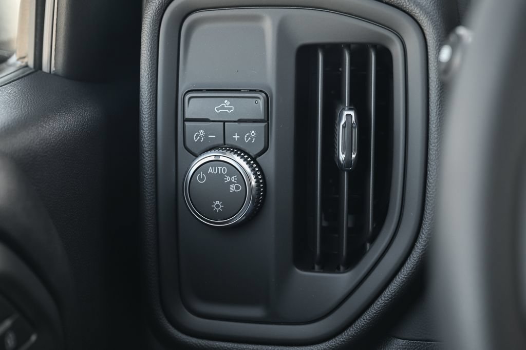 New 2026 GMC Sierra 1500 Pro RWD image 28