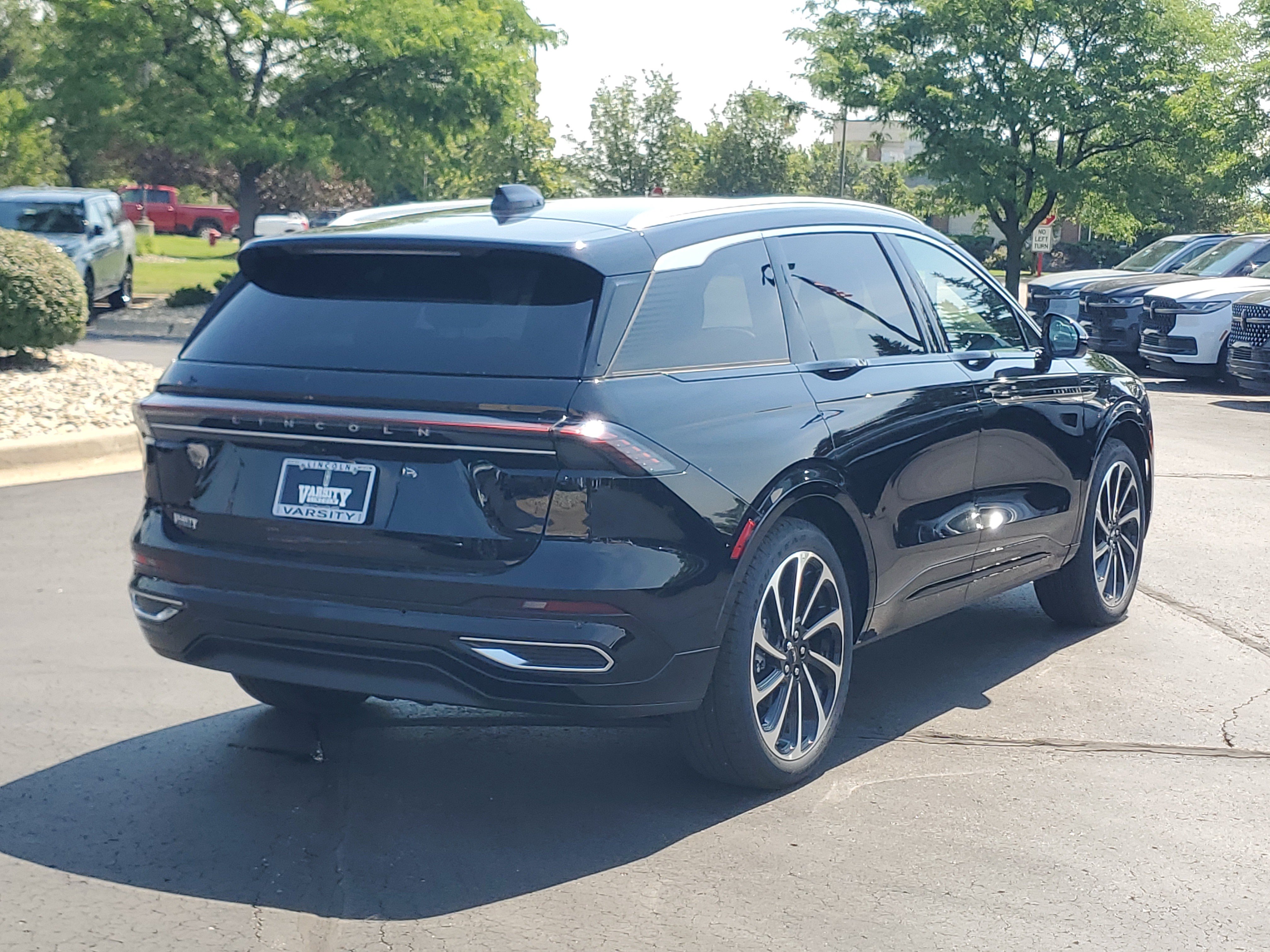 New 2026 Lincoln Nautilus Black Label AWD/4WD image 4
