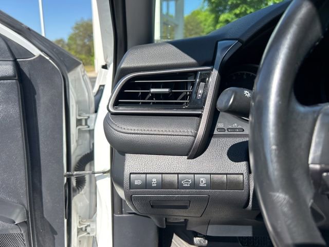 Used 2022 Toyota Camry SE FWD image 27