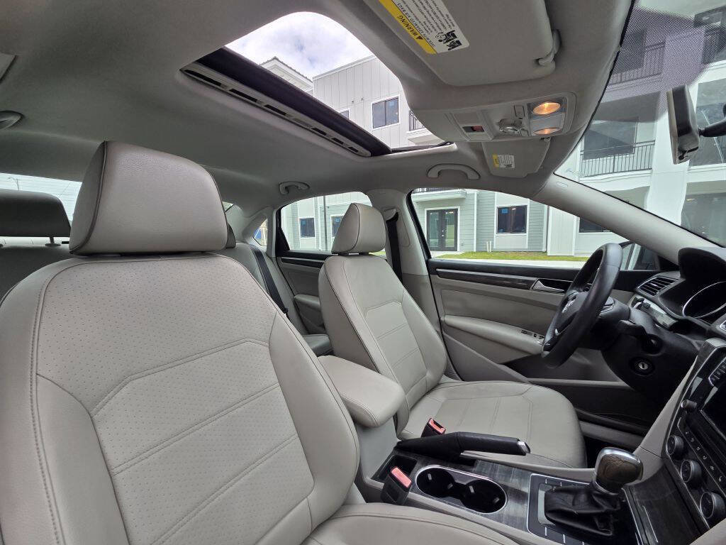 Used 2016 Volkswagen Passat 1.8T SE w/ Lighting Package (P06) FWD image 46