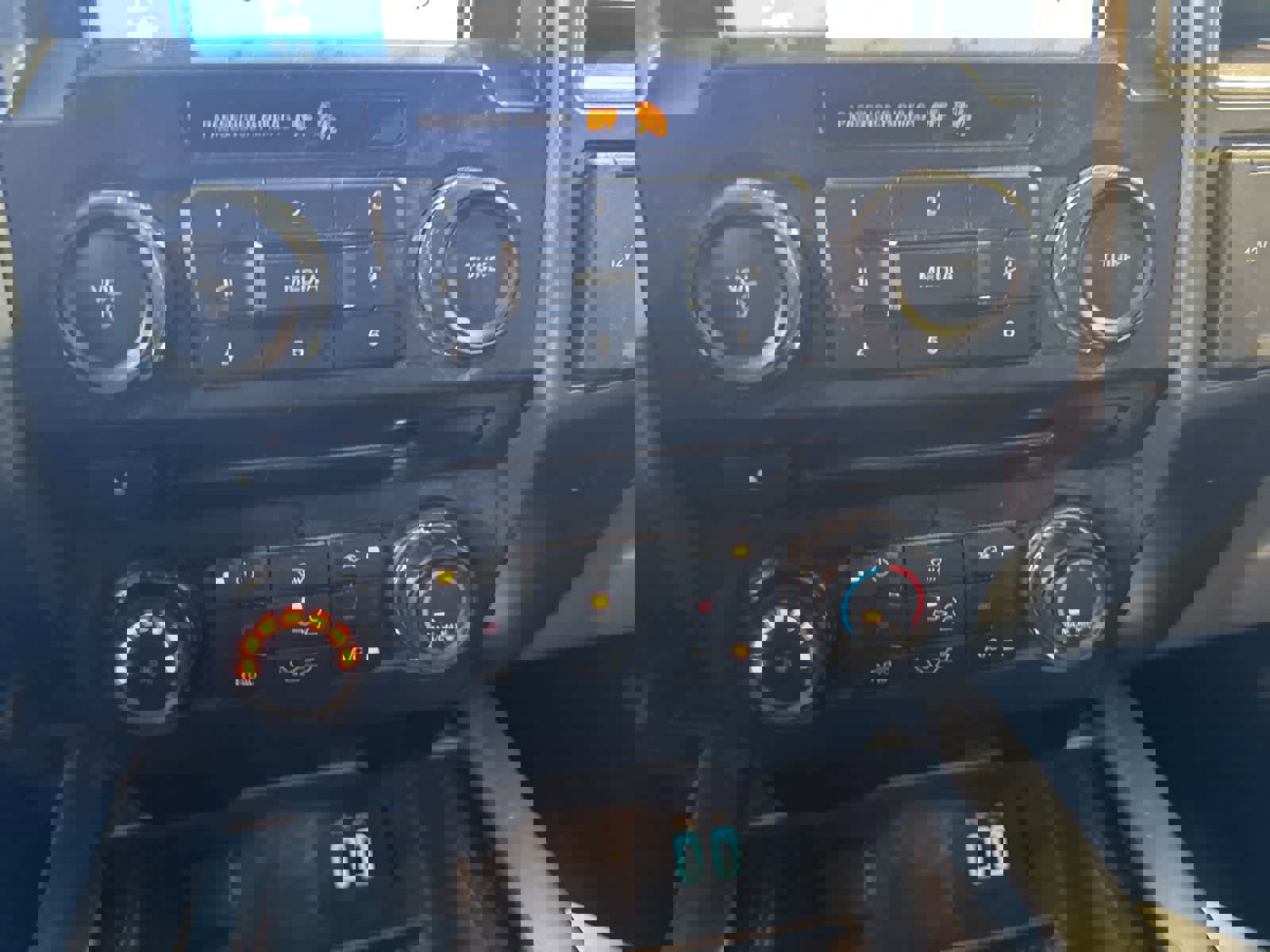 Used 2016 Ford F150 XLT w/ Equipment Group 302A Luxury image 26