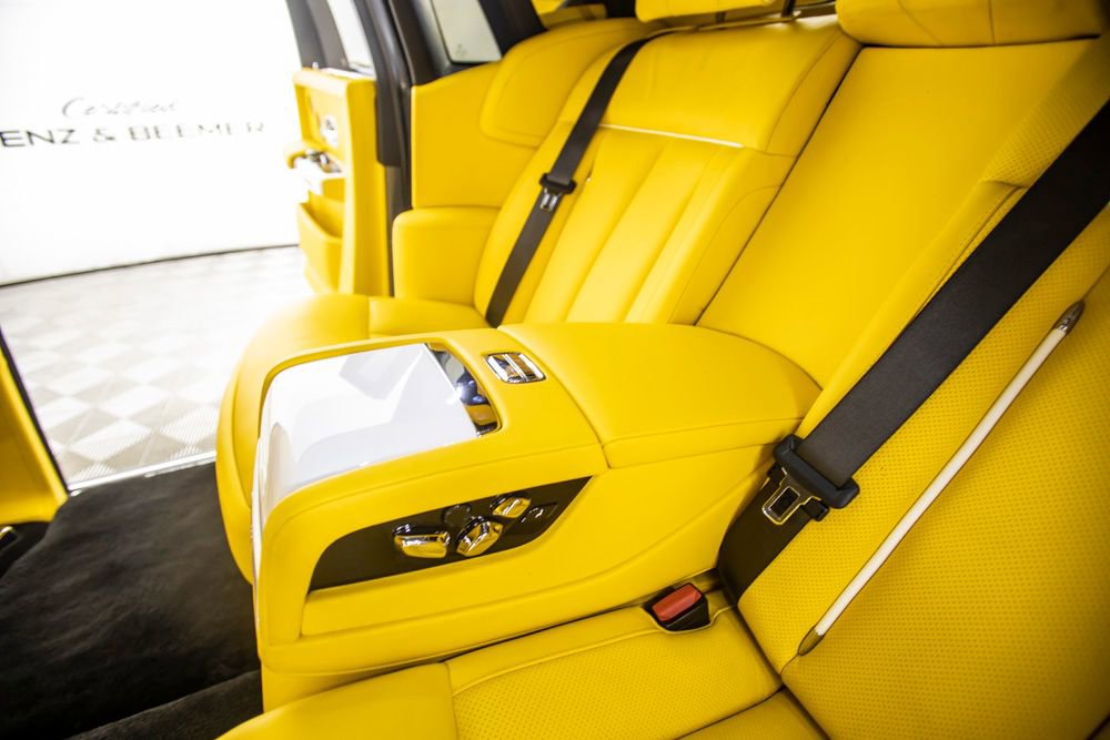 Used 2018 Rolls-Royce Phantom Sedan image 31