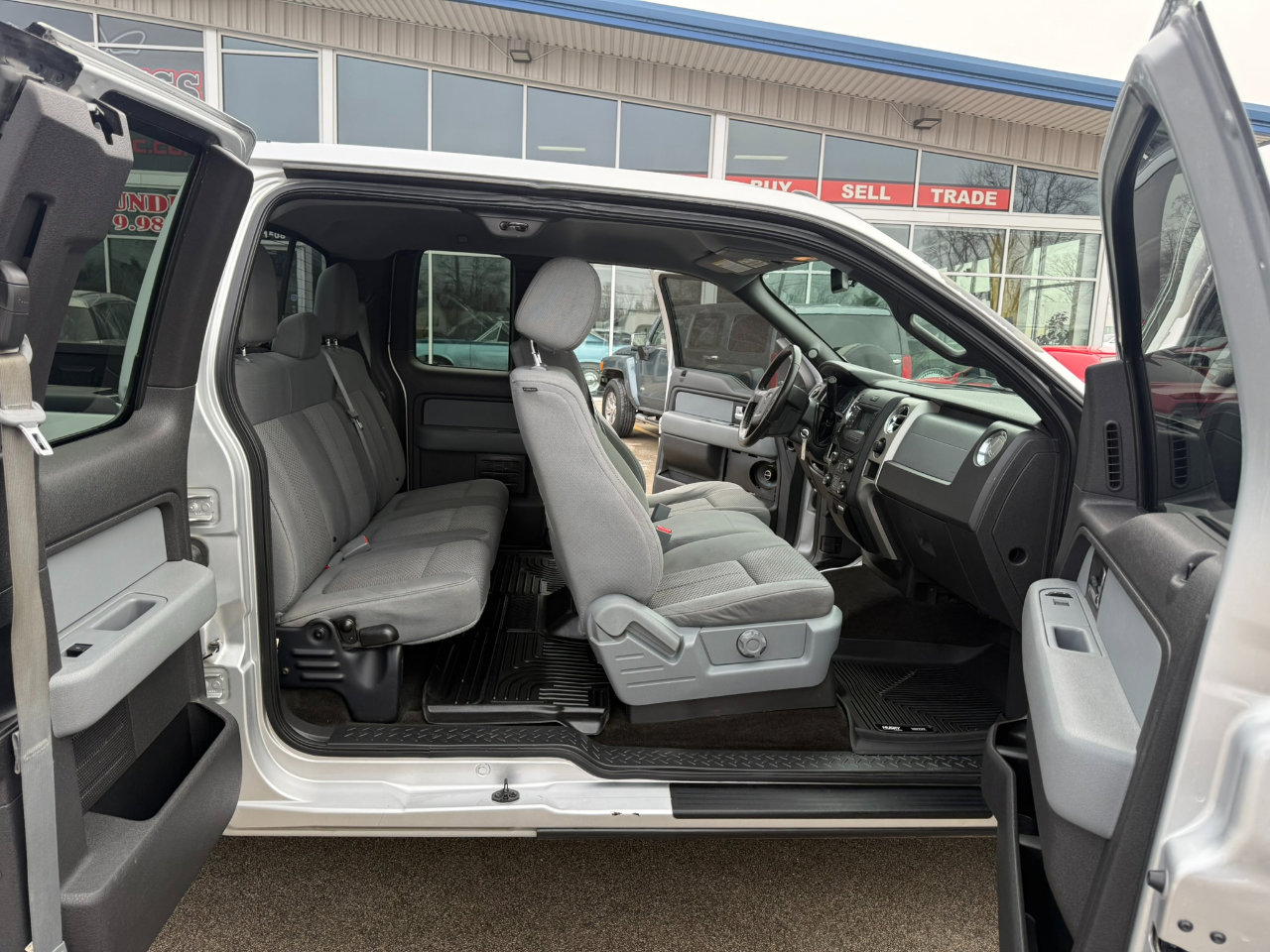 Used 2014 Ford F150 XLT w/ XLT Convenience Package image 14