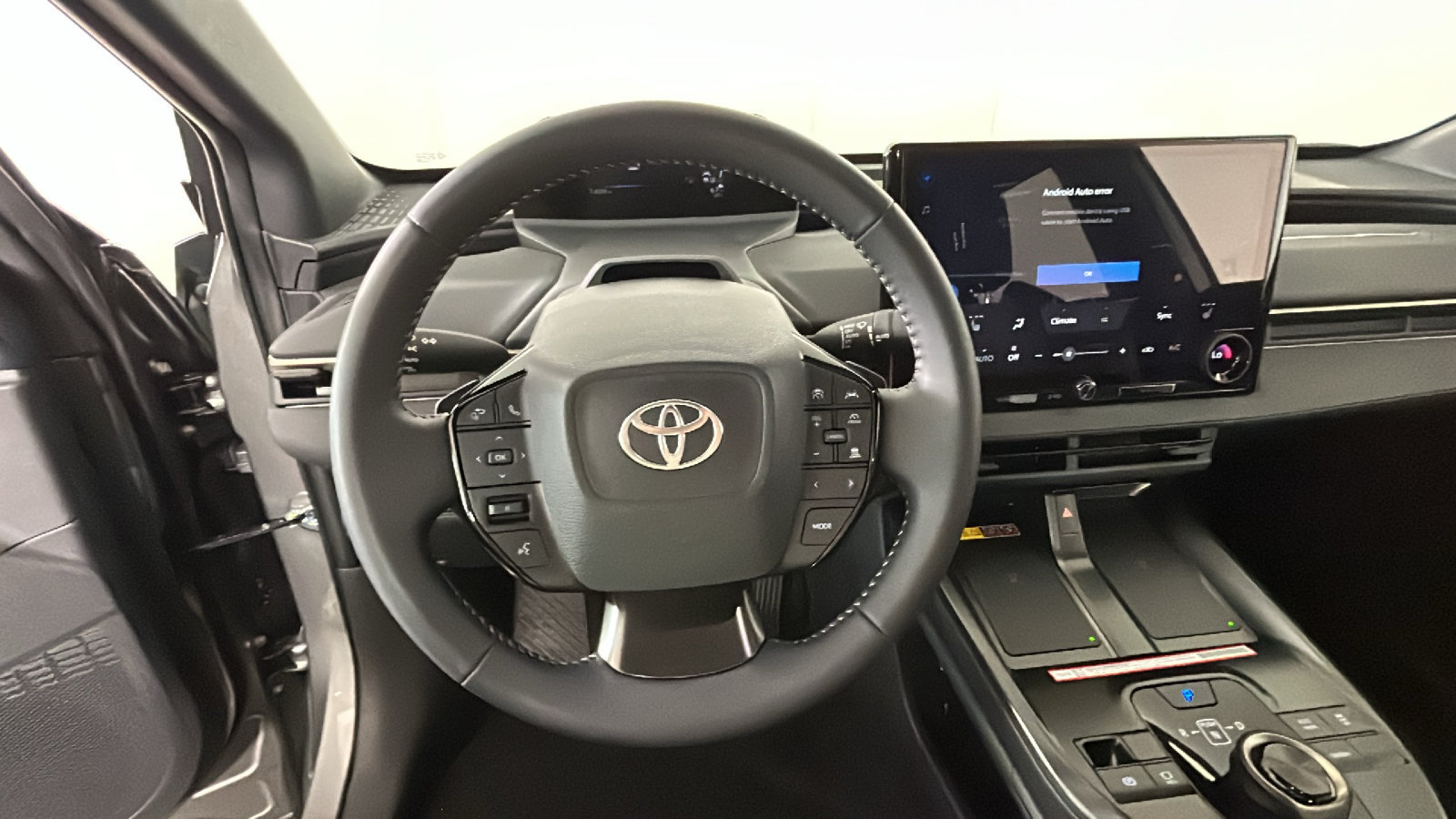 Used 2026 Toyota bZ FWD image 18