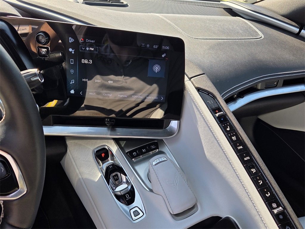 Used 2024 Chevrolet Corvette Stingray Preferred Cpe w/ Z51 Performance Package image 20