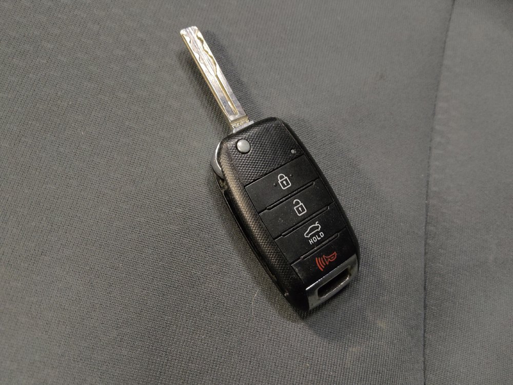 Used 2015 Kia Optima LX FWD image 32