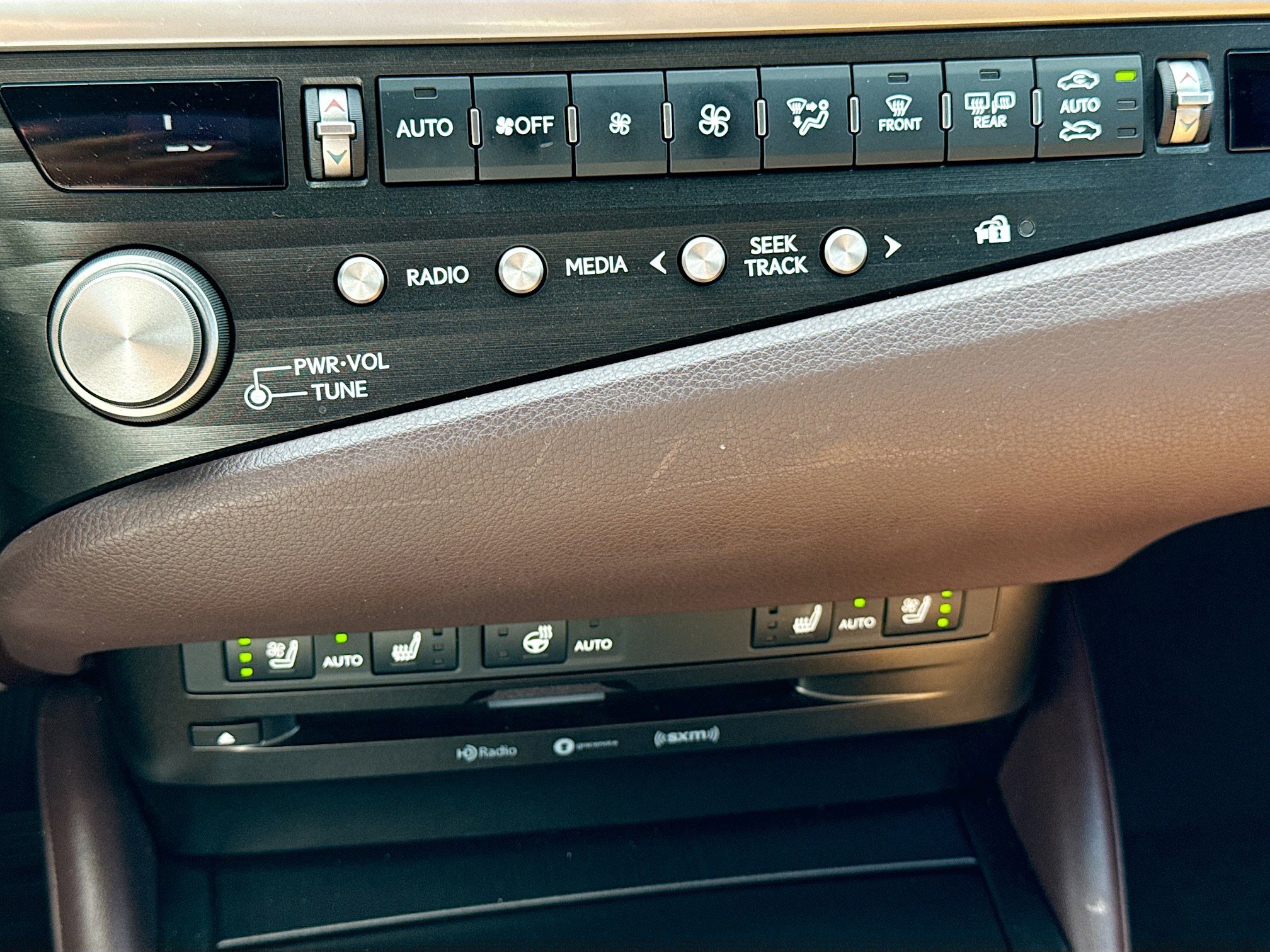 Used 2021 Lexus ES 250 w/ Premium Package AWD/4WD image 34