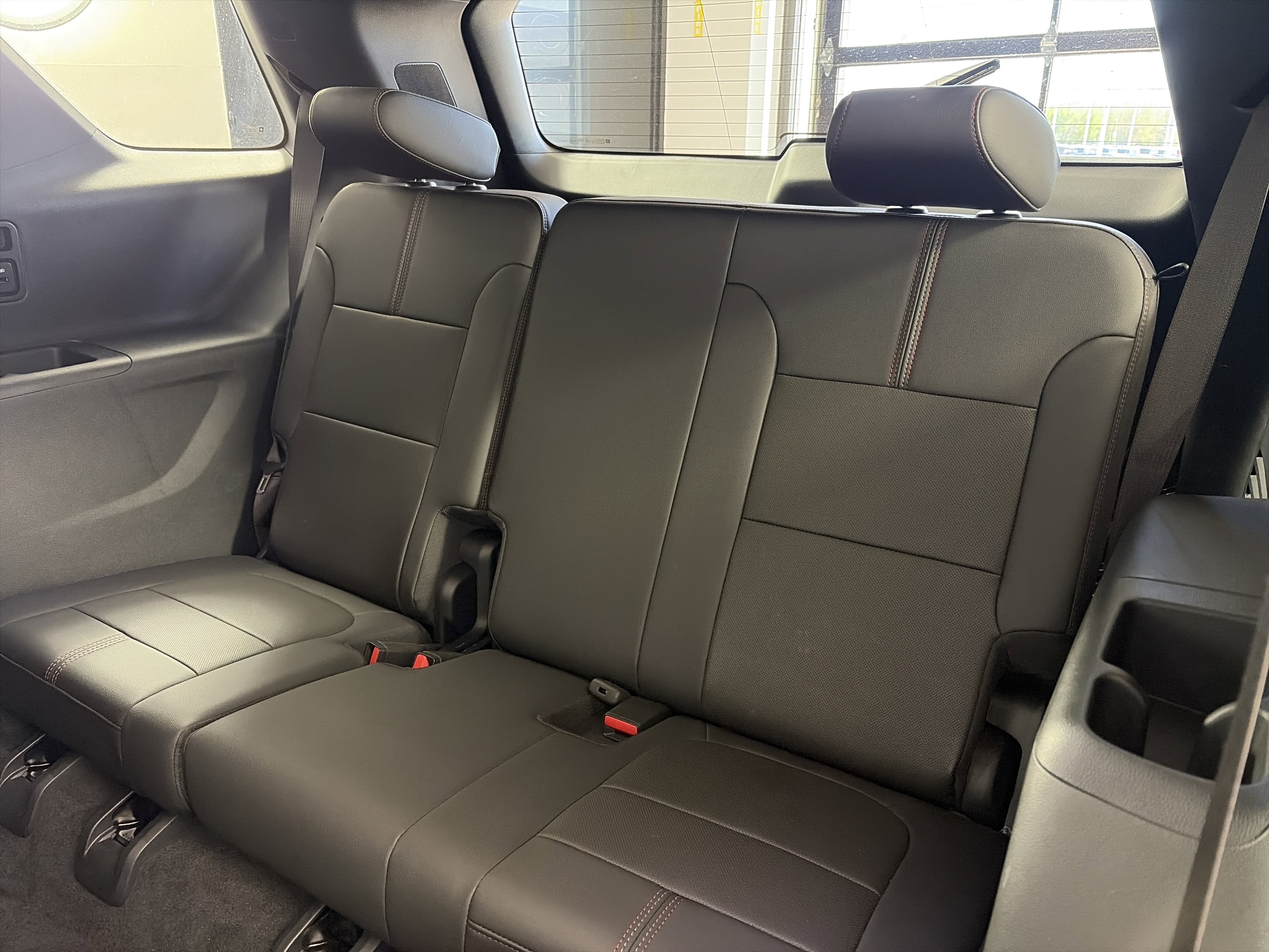 Certified 2023 Chevrolet Traverse RS image 8