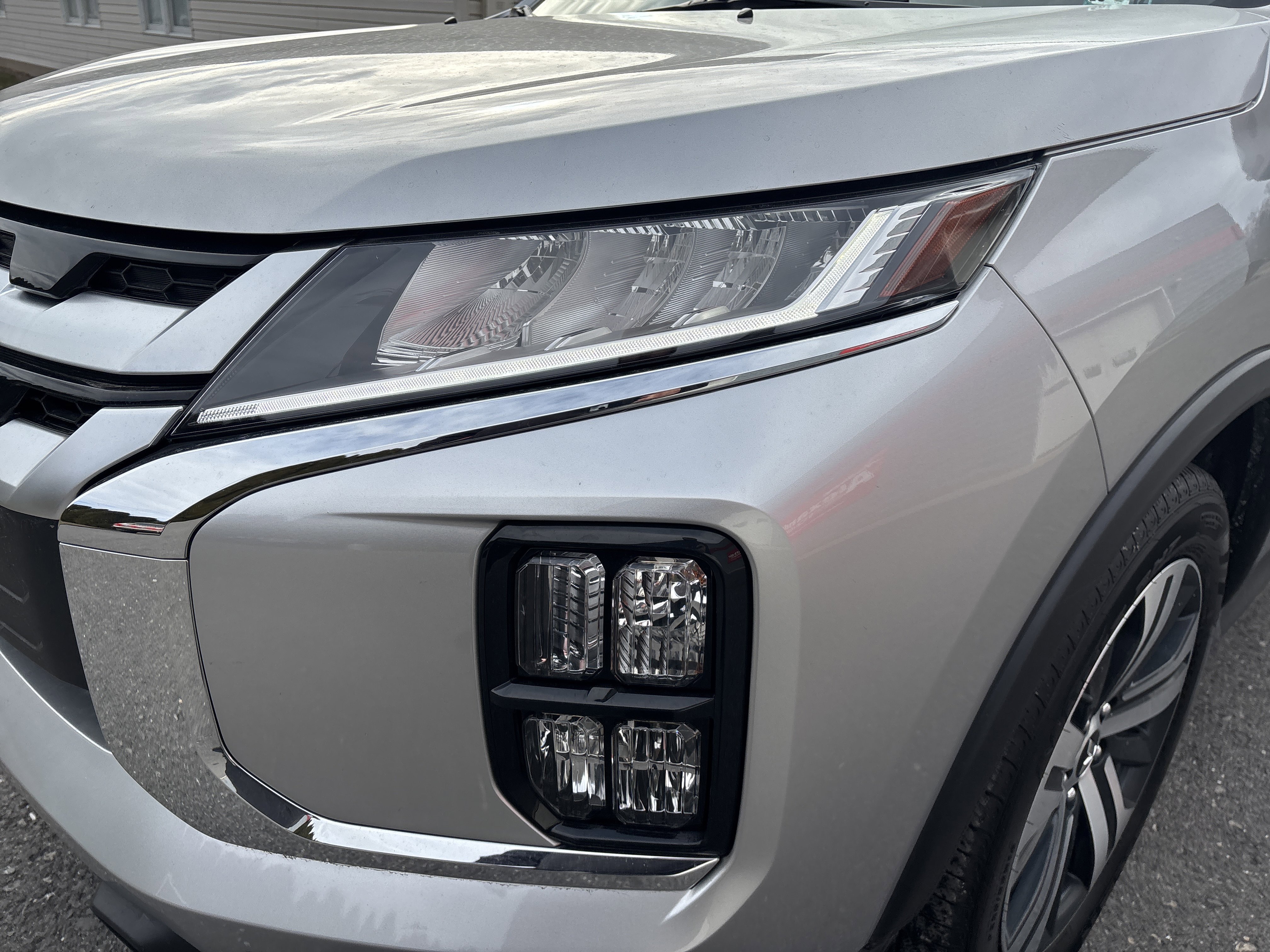 Used 2025 Mitsubishi Outlander Sport SE image 10