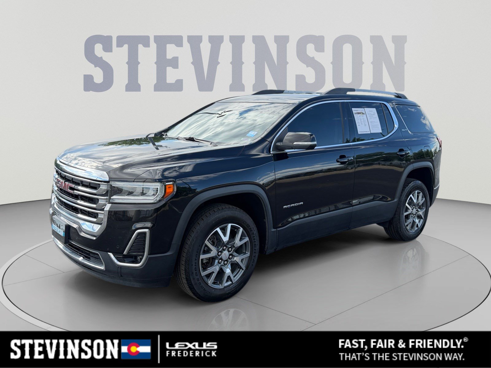 Used 2023 GMC Acadia SLT AWD/4WD image 1