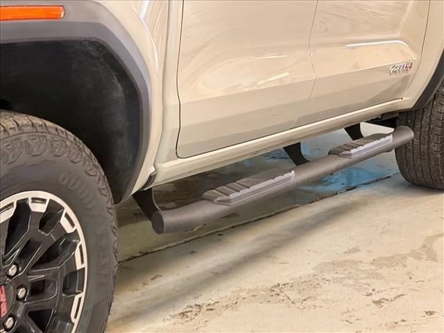 Used 2026 GMC Canyon AT4 w/ Technology Plus Package AWD/4WD image 11