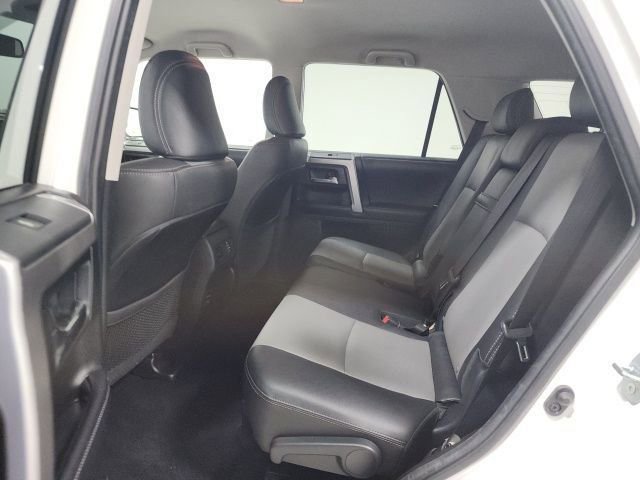 Used 2019 Toyota 4Runner SR5 Premium image 19