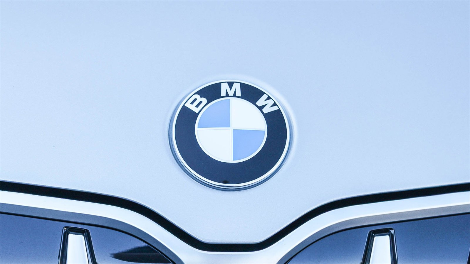 Used 2025 BMW X1 xDrive28i w/ Technology Package image 5