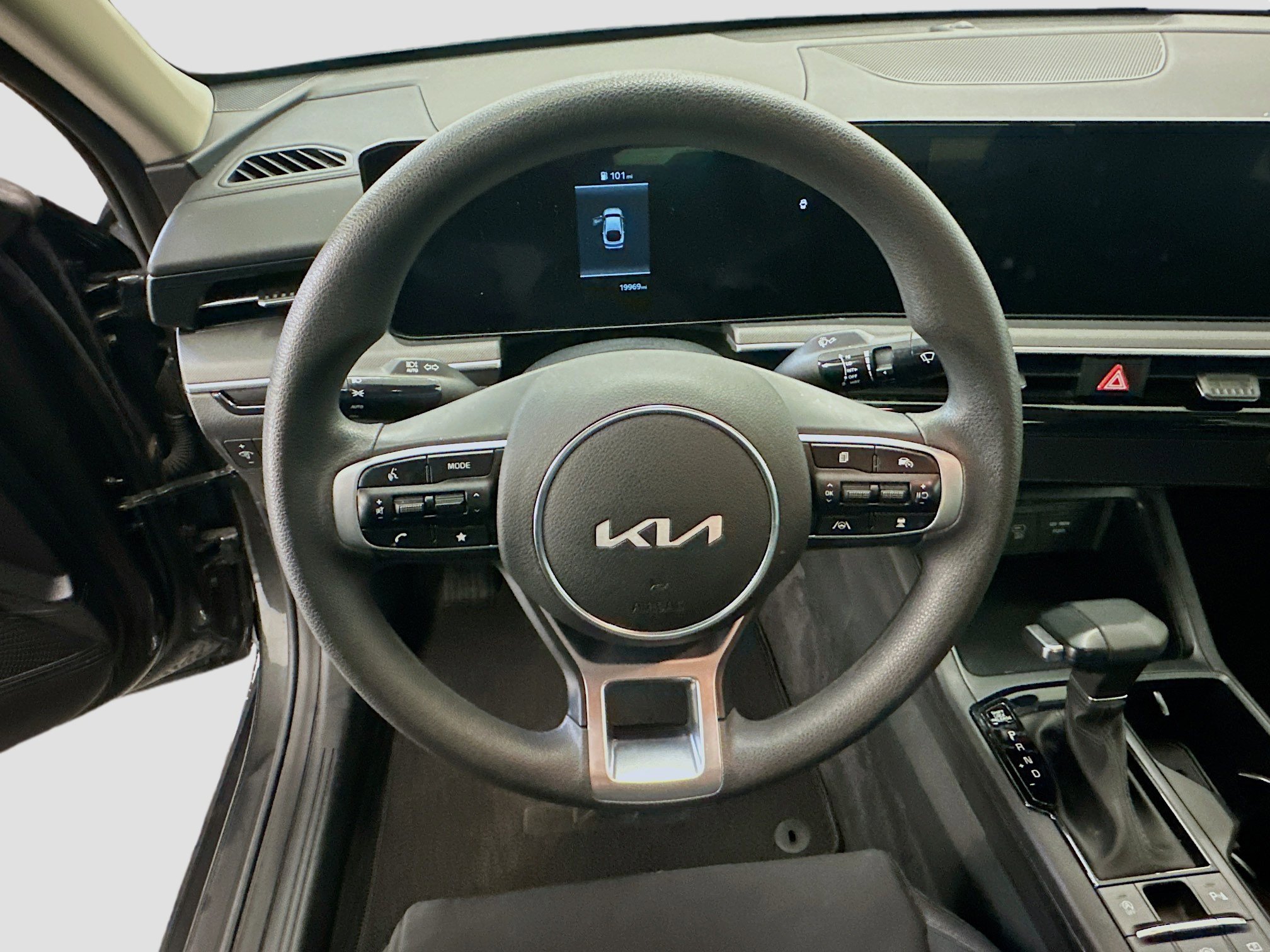 Used 2025 Kia K5 LXS image 18