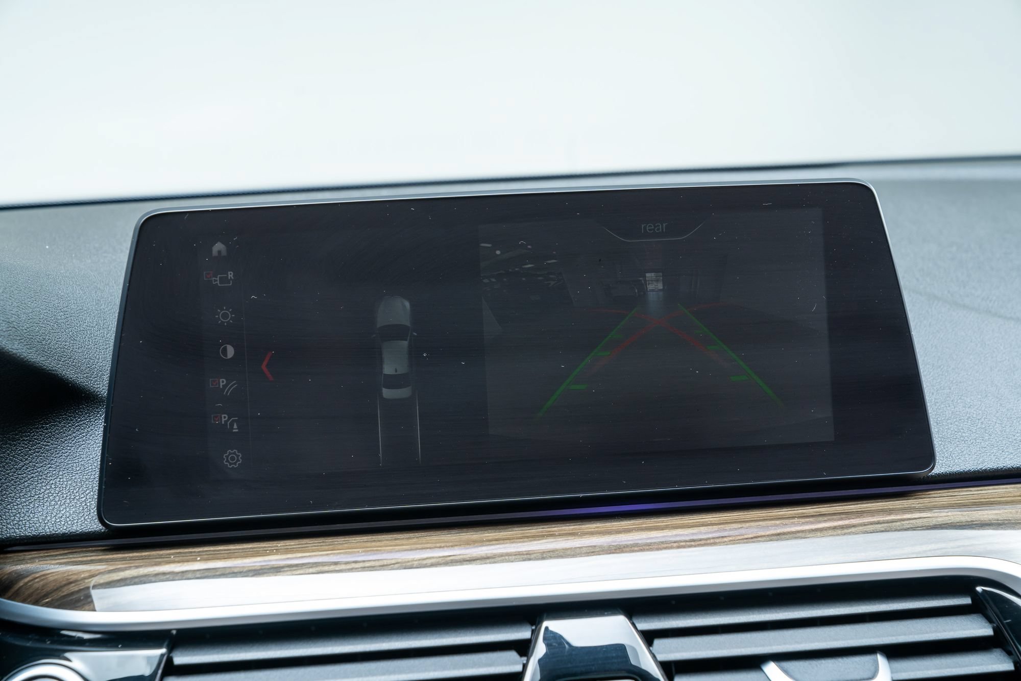 Used 2019 BMW 530i RWD image 15