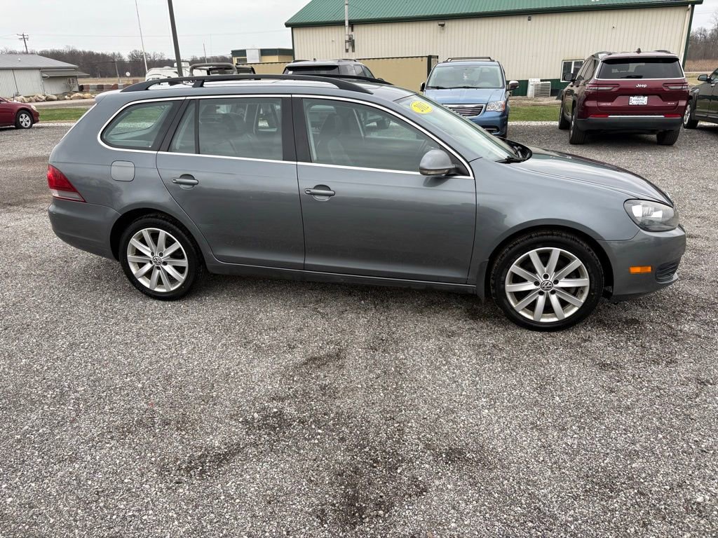 Used 2012 Volkswagen Jetta TDI image 2