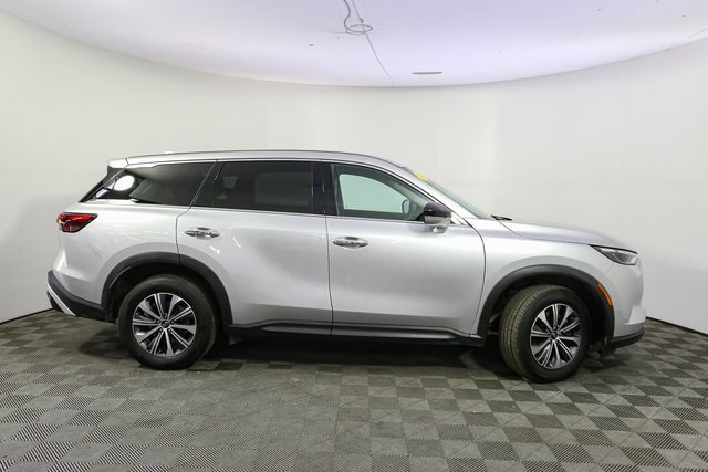Used 2023 INFINITI QX60 Pure image 14