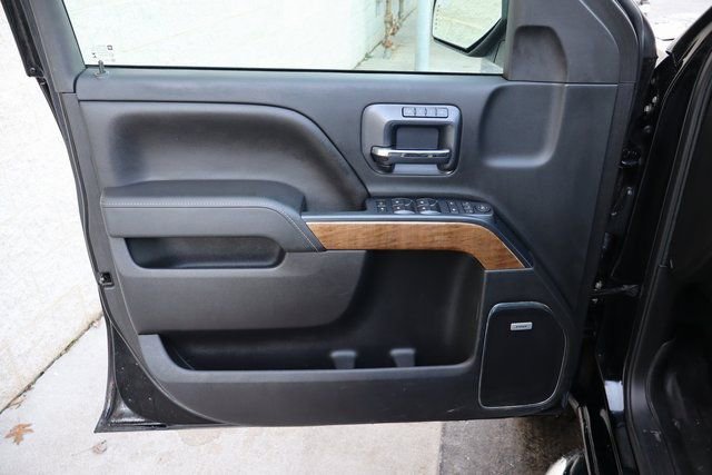 Used 2015 Chevrolet Silverado 1500 LTZ AWD/4WD image 21