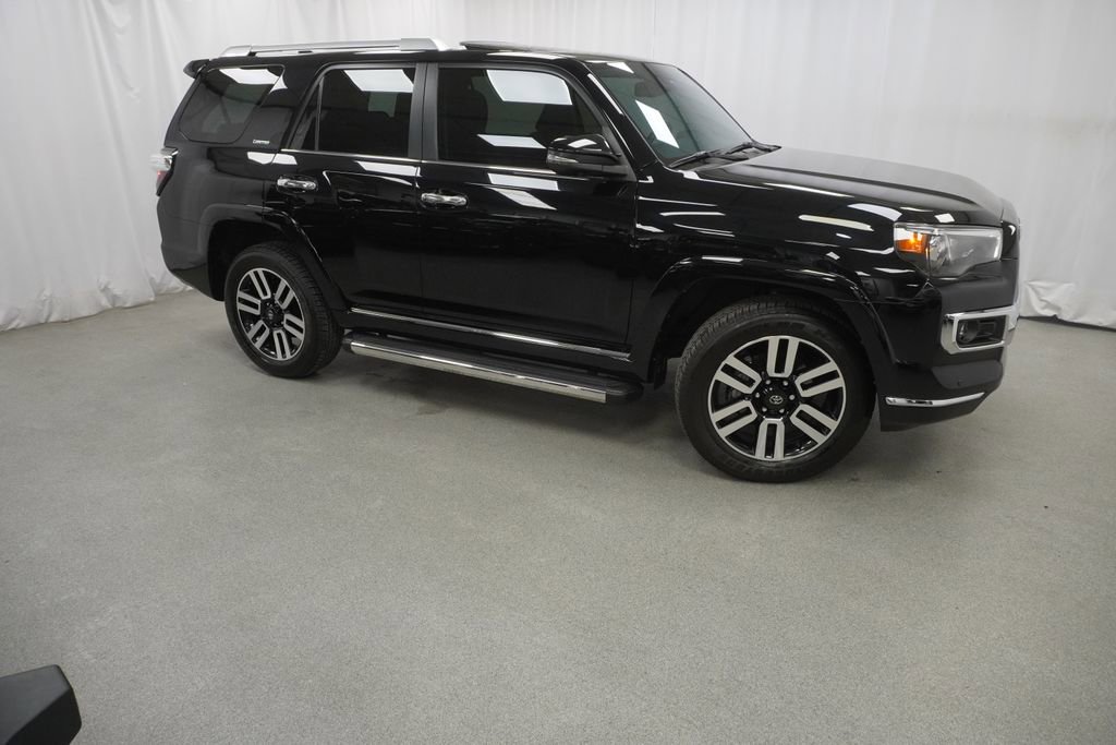 Used 2024 Toyota 4Runner Limited AWD/4WD image 9