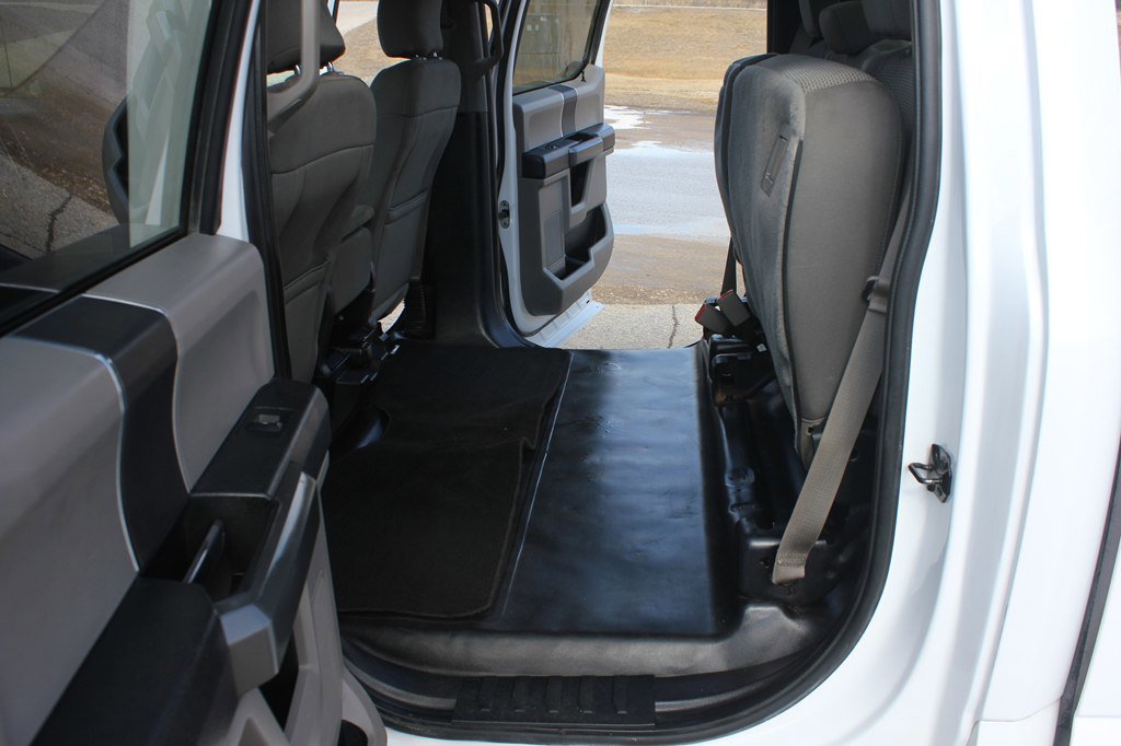 Used 2017 Ford F150 XLT w/ Trailer Tow Package image 42