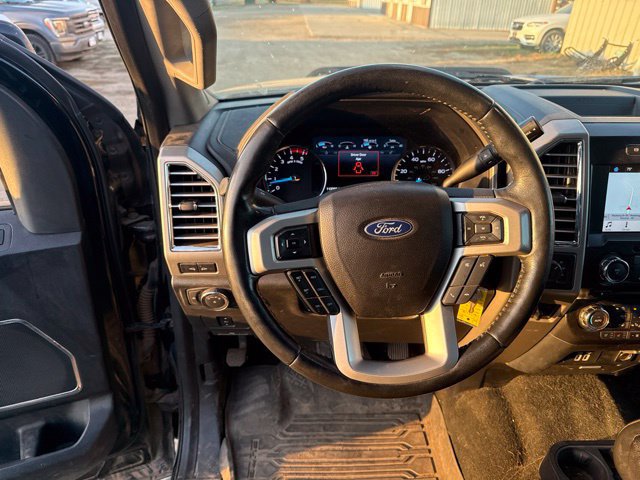 Used 2017 Ford F350 Lariat w/ Lariat Value Package AWD/4WD image 12