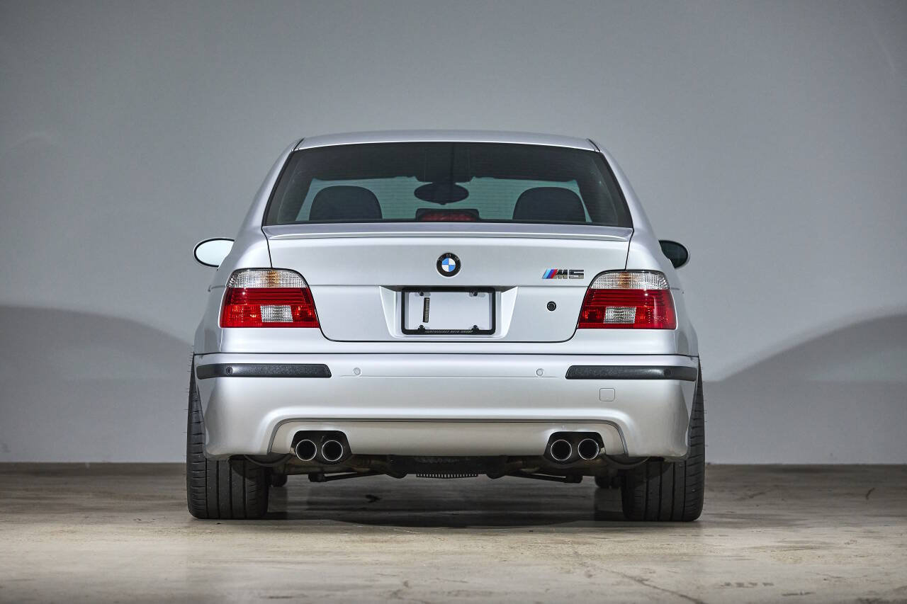 Used 2003 BMW M5 RWD image 6