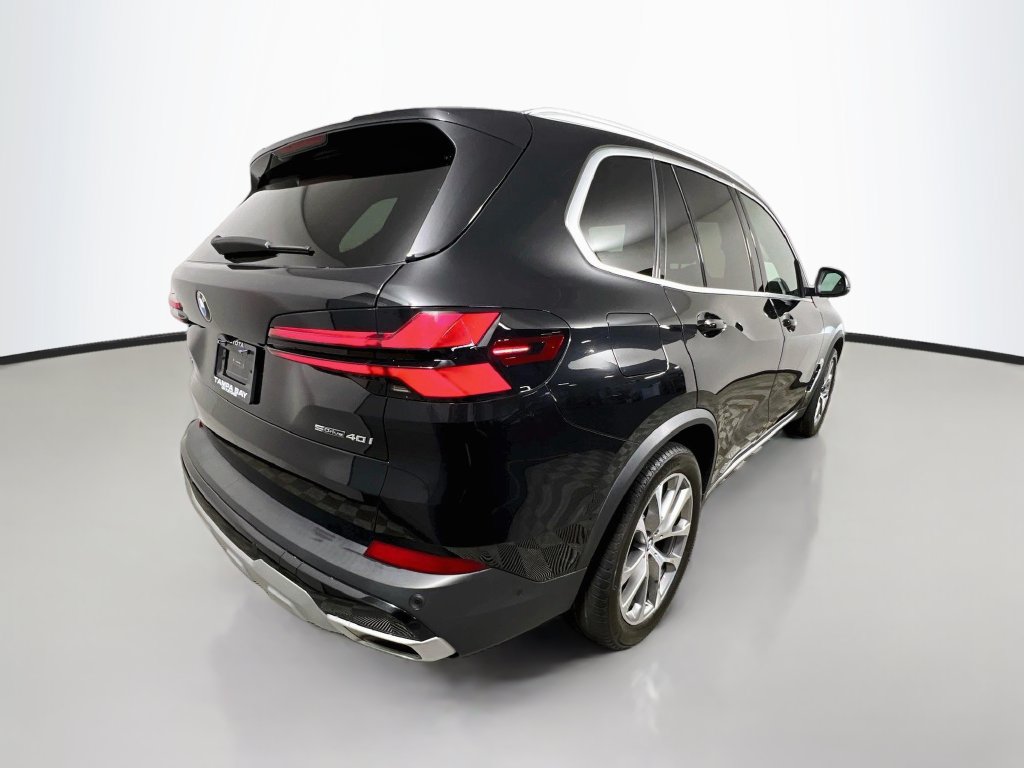 Used 2025 BMW X5 sDrive40i RWD image 3