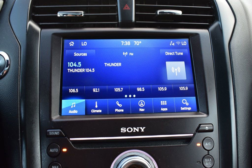 Used 2020 Ford Fusion Titanium image 34