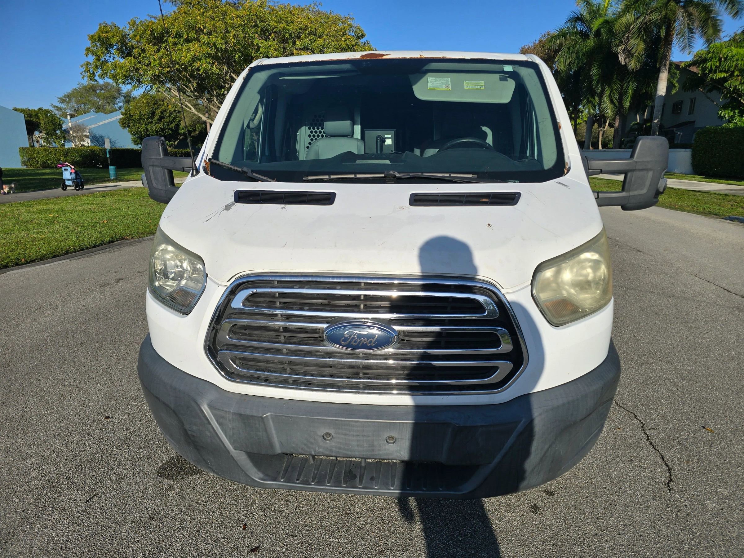 Used 2015 Ford Transit 150 130 Low Roof w/ Exterior Upgrade Package RWD image 2