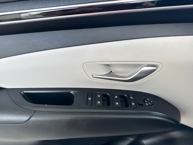 Used 2023 Hyundai Tucson SEL AWD/4WD image 9